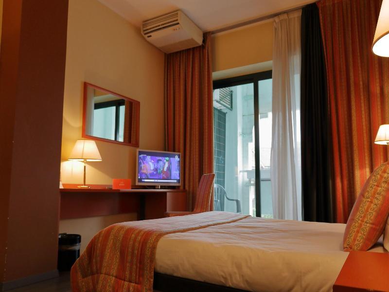 Hotel Romanisio image