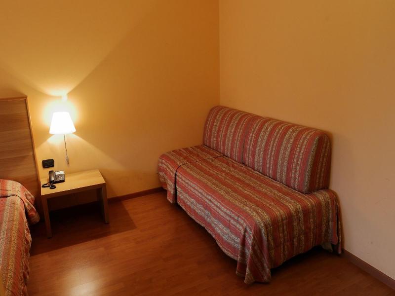 Hotel Romanisio image