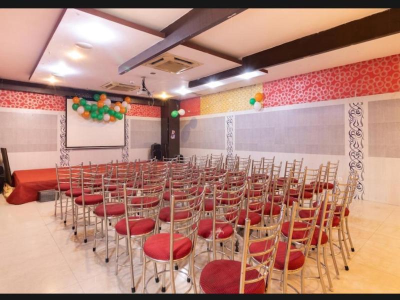 Hotel Vassi Palaze image