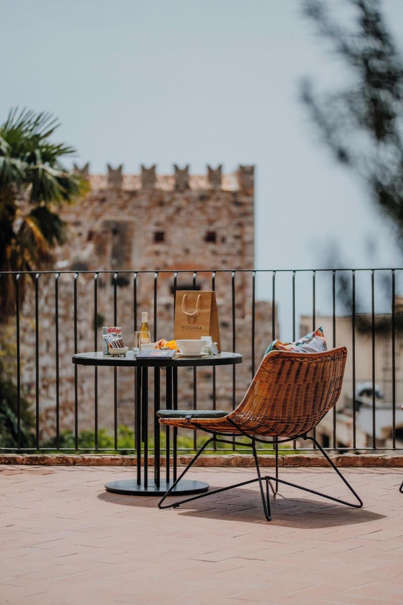 Medousa Bistrot & Suites image