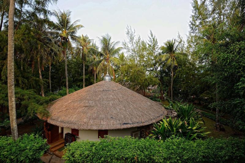 Nataya Roundhouse Coral Bay Resort And Spa image