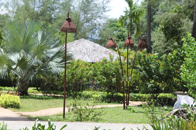 Nataya Roundhouse Coral Bay Resort And Spa image
