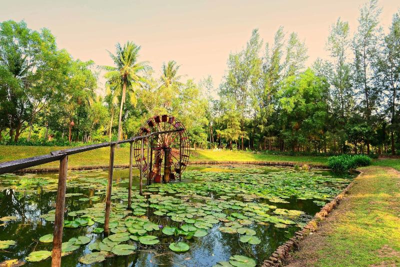 Nataya Roundhouse Coral Bay Resort And Spa image