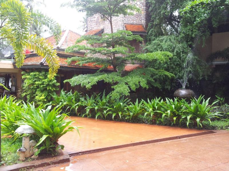 Nataya Roundhouse Coral Bay Resort And Spa image