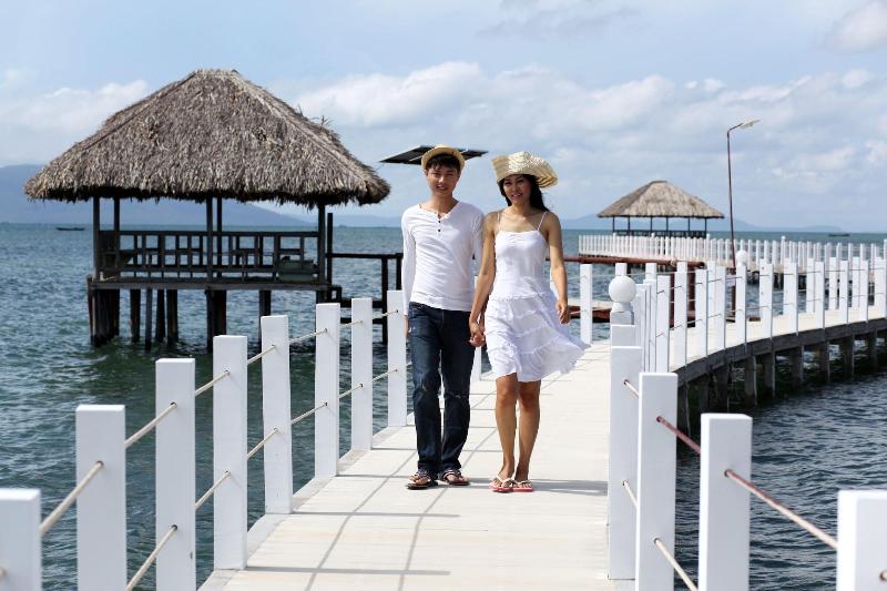 Nataya Roundhouse Coral Bay Resort And Spa image