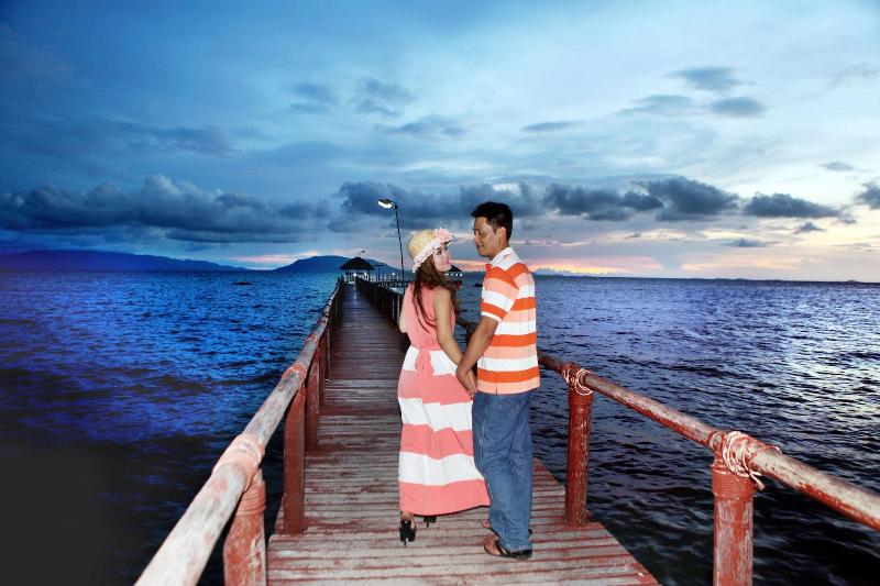 Nataya Roundhouse Coral Bay Resort And Spa image