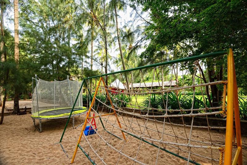 Nataya Roundhouse Coral Bay Resort And Spa image