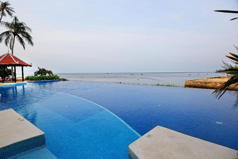 Nataya Roundhouse Coral Bay Resort And Spa image