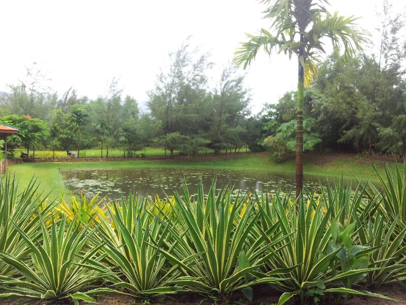 Nataya Roundhouse Coral Bay Resort And Spa image