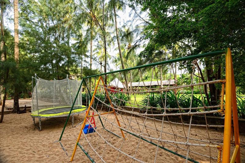 Nataya Roundhouse Coral Bay Resort And Spa image