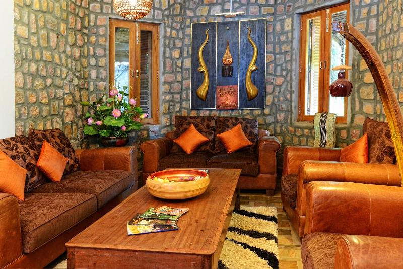 Nataya Roundhouse Coral Bay Resort And Spa image