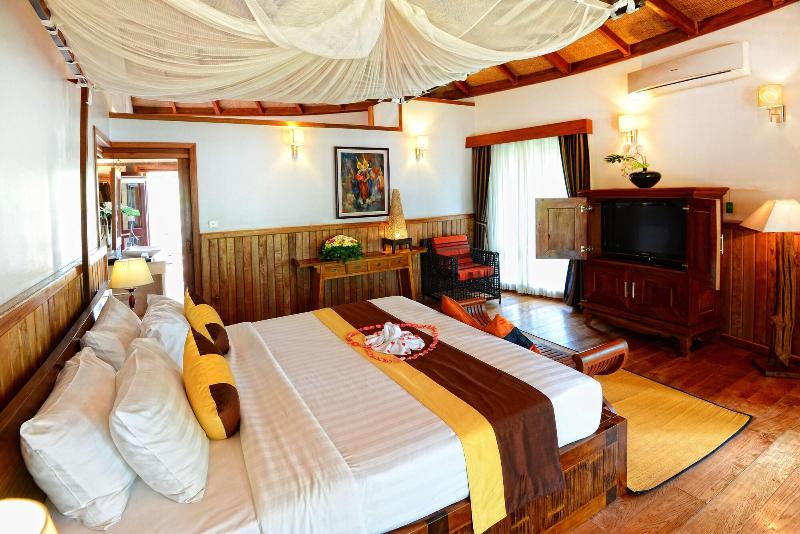 Nataya Roundhouse Coral Bay Resort And Spa image