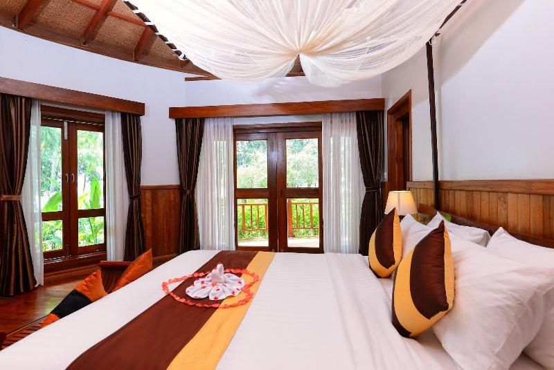 Nataya Roundhouse Coral Bay Resort And Spa image