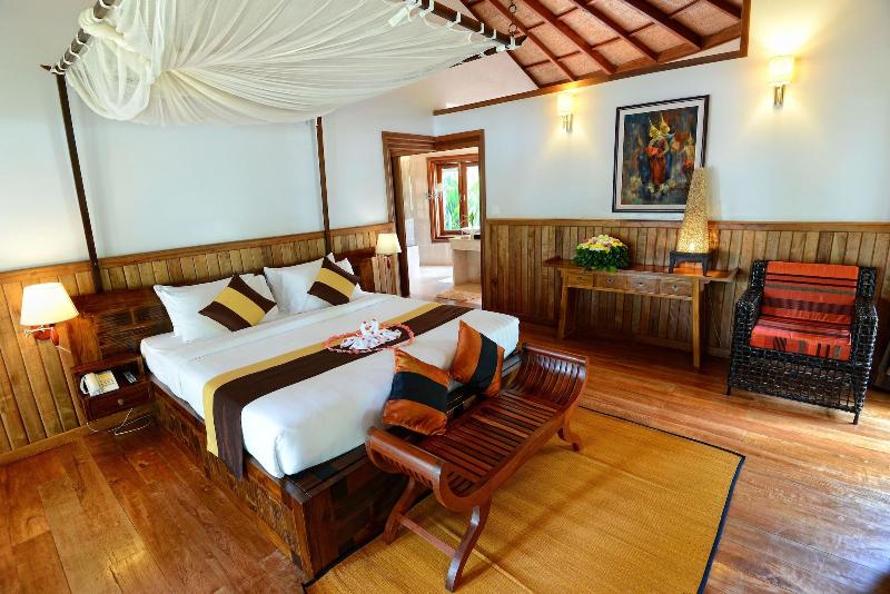 Nataya Roundhouse Coral Bay Resort And Spa image