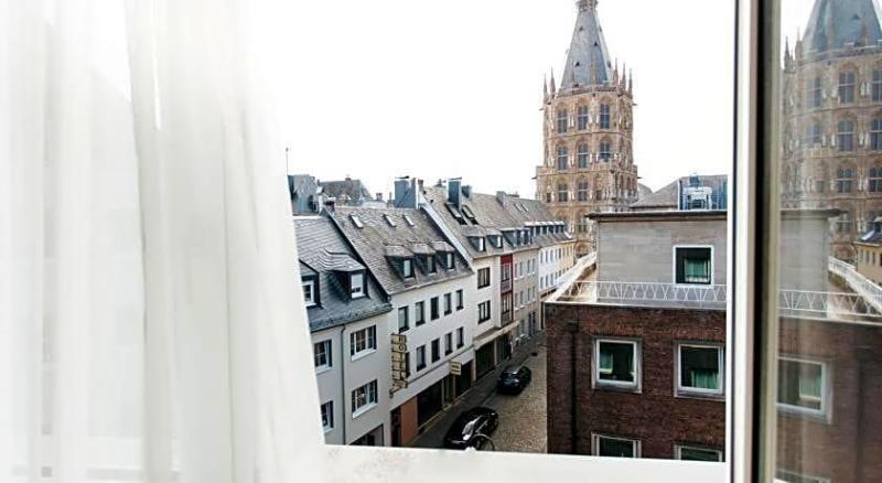 Hotel Sion image