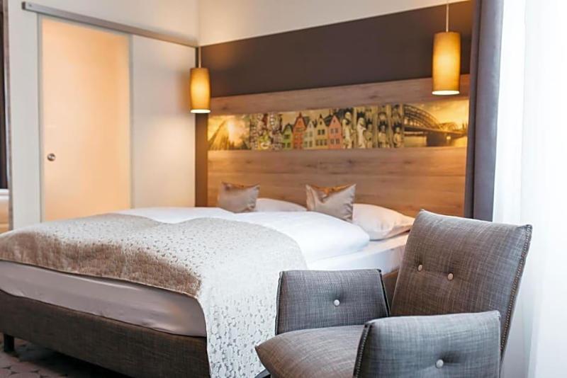 Hotel Sion image
