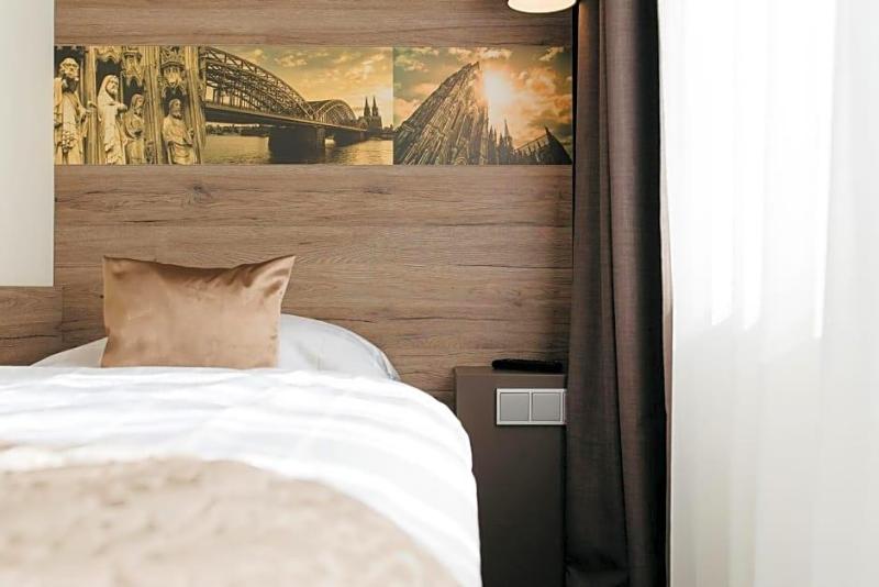 Hotel Sion image