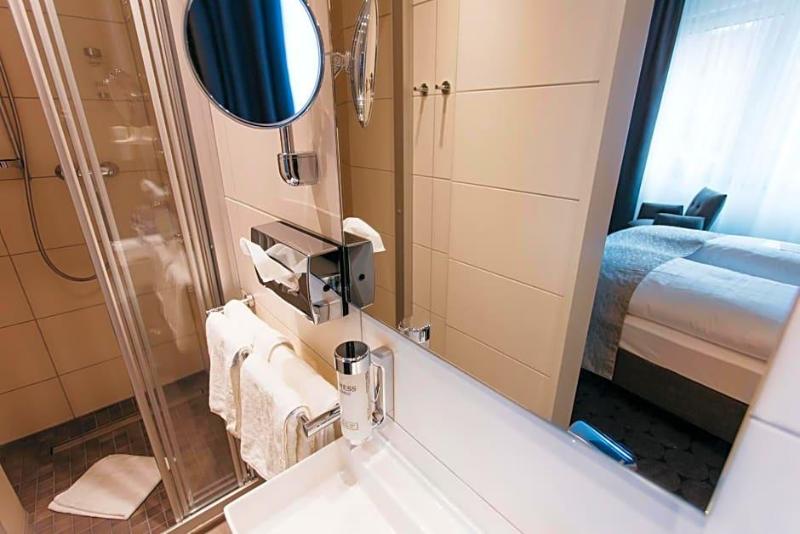 Hotel Sion image