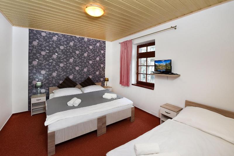 Villa Kunerad image