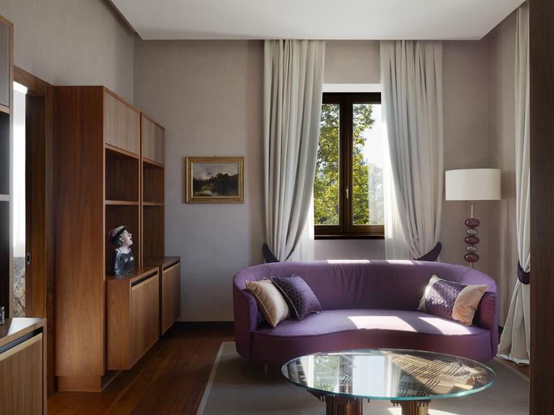 Villa Lario Resort Mandello image