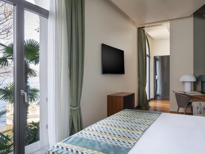 Villa Lario Resort Mandello image