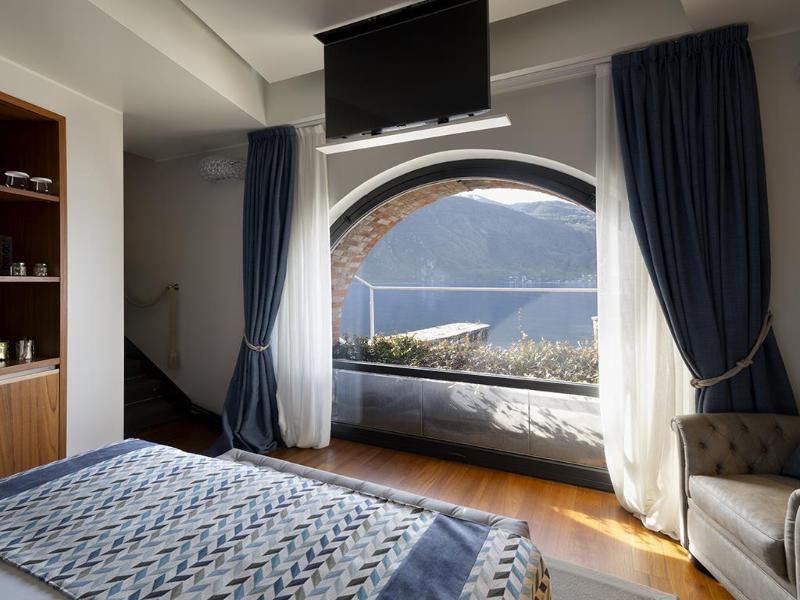 Villa Lario Resort Mandello image
