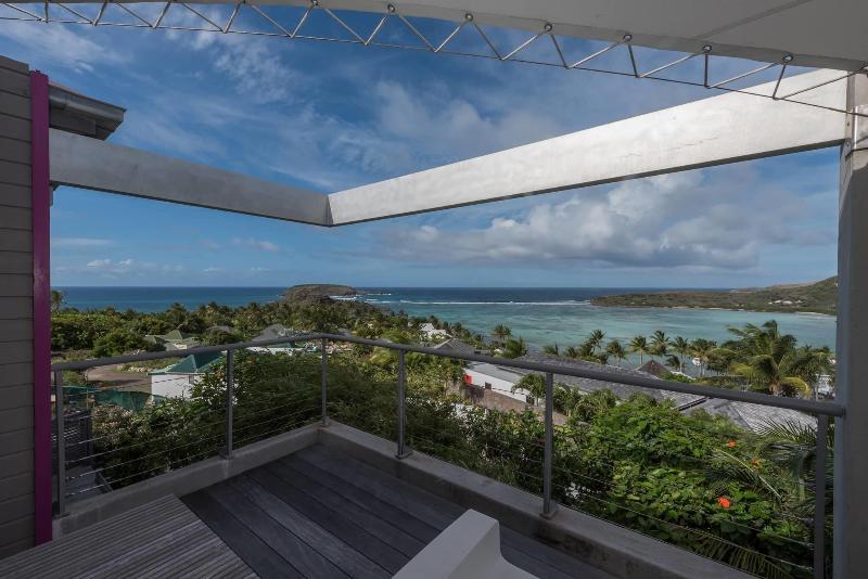 Amnios St Barth image