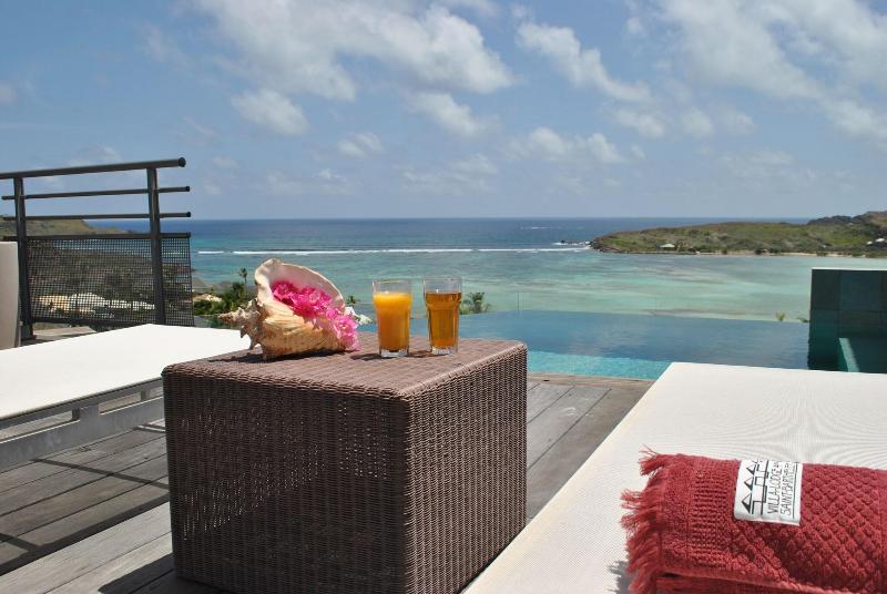 Amnios St Barth image