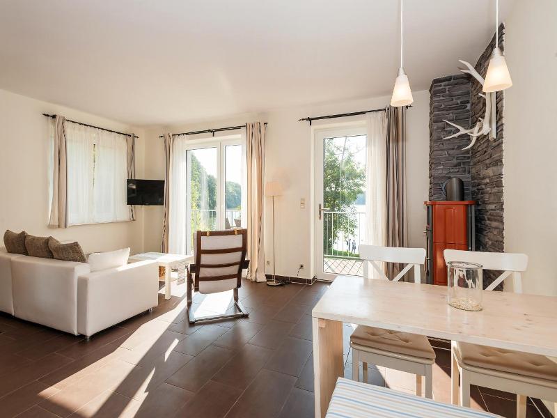 Villa-Meehr image