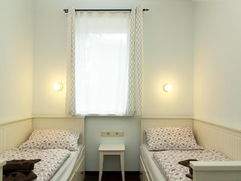 Villa-Meehr image