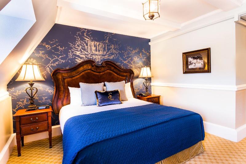 Skytop Lodge image