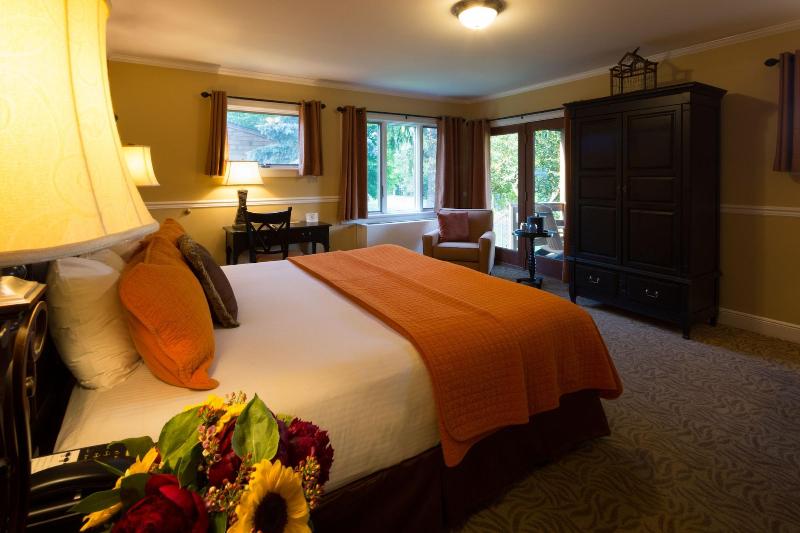Skytop Lodge image