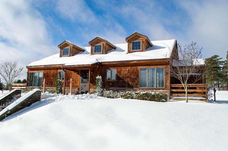 Skytop Lodge image
