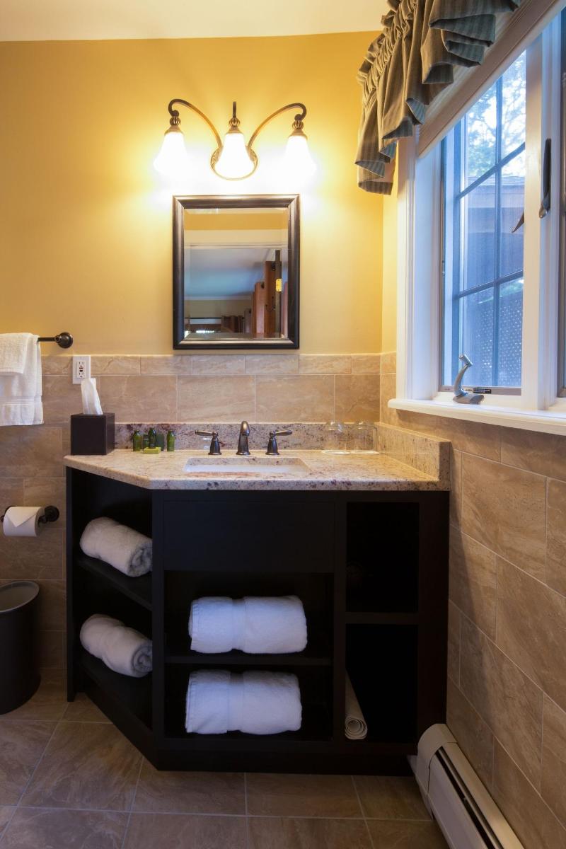 Skytop Lodge image
