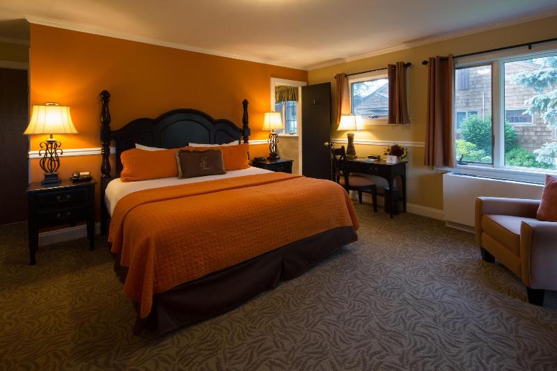 Skytop Lodge image