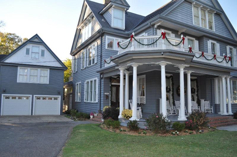 Sweet Cane Inn image