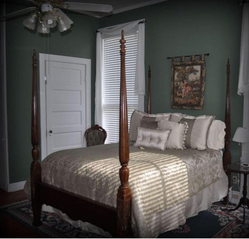 Sweet Cane Inn image