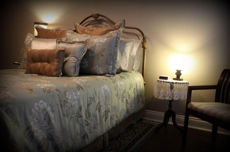Sweet Cane Inn image
