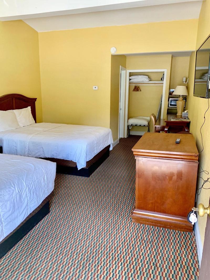 The Inn At Boatworks image