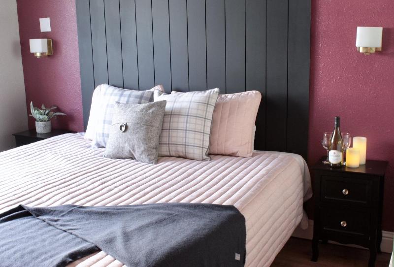 The Inn At Boatworks image