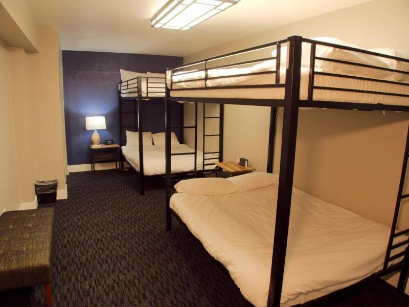 The Inn At Boatworks image