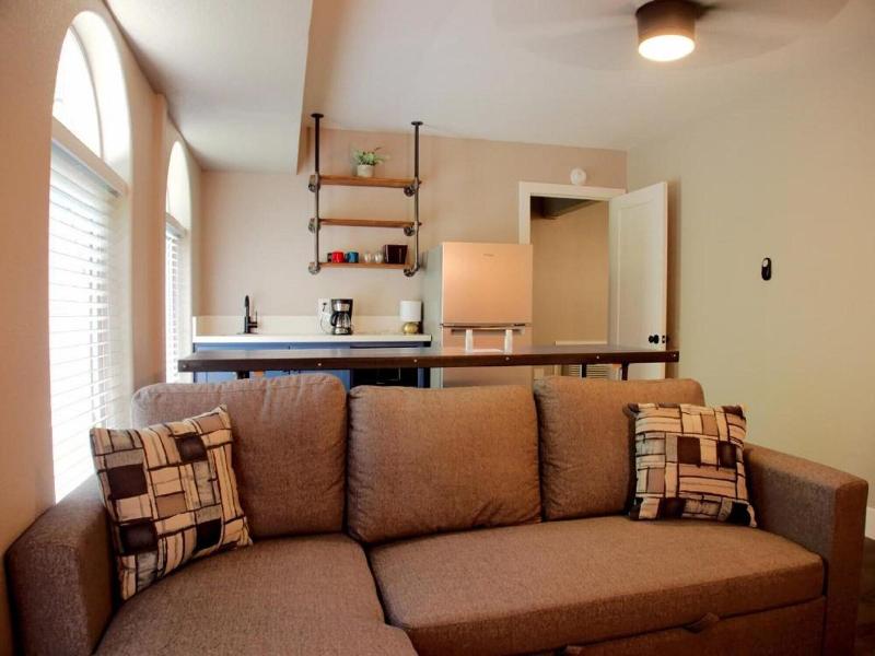 The Inn At Boatworks image
