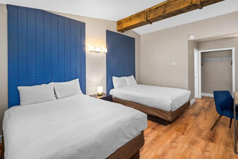 The Inn At Boatworks image