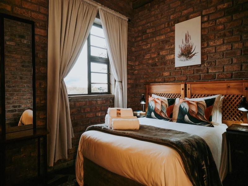 Teri Lemveli Lodge