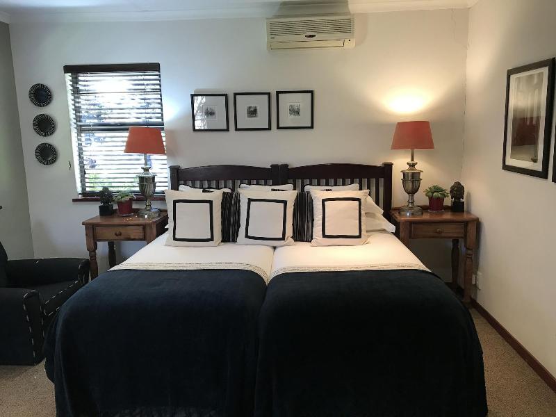 The Crown Guesthouse image