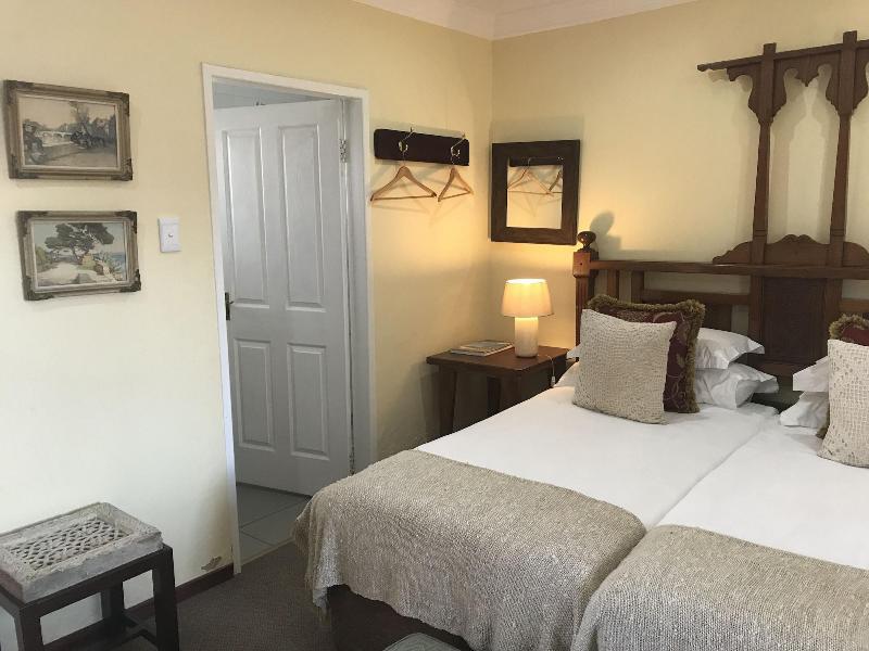 The Crown Guesthouse image