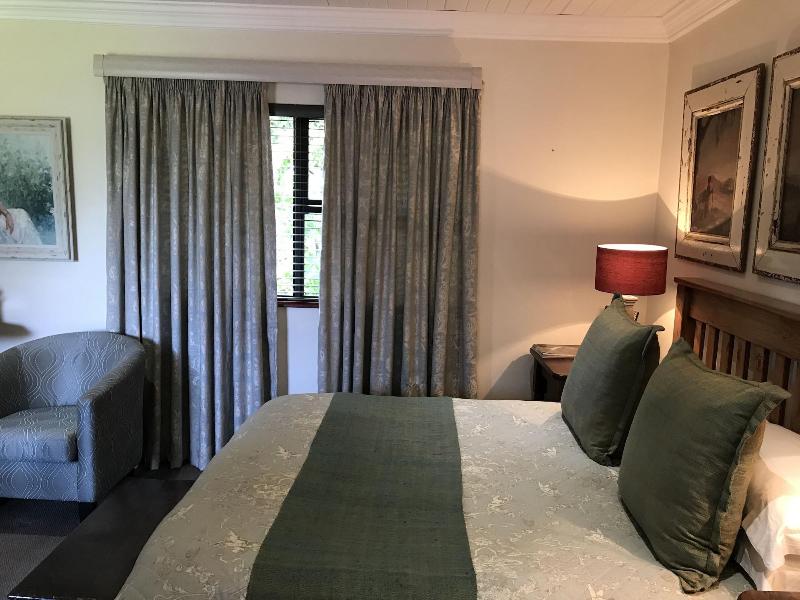 The Crown Guesthouse image