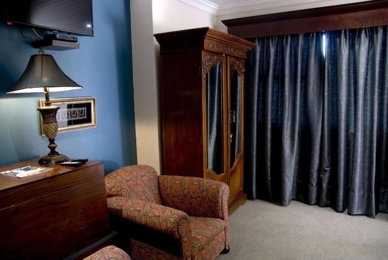 The Crown Guesthouse image