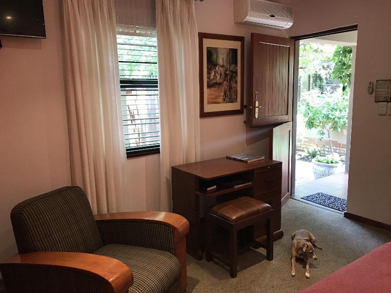 The Crown Guesthouse image