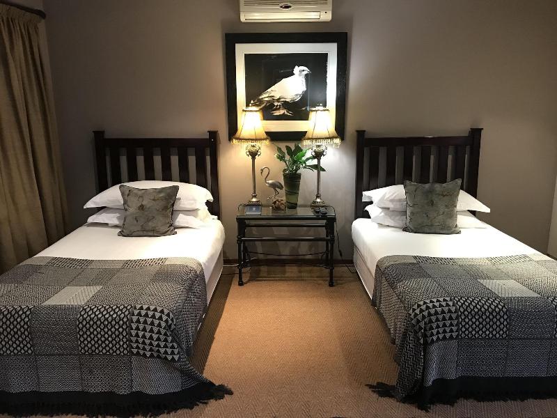The Crown Guesthouse image